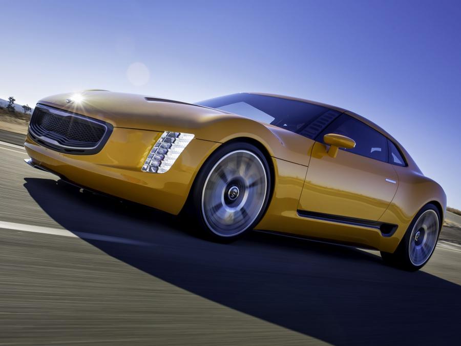  Kia GT4 Stinger Concept 2014 года  (фото 22 из 30)